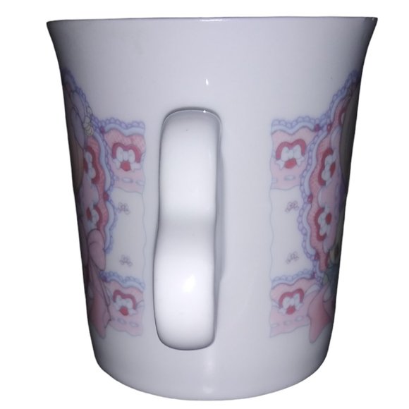 Precious Moments "Nothing's Sweeter Than A Friend" Heart Handle Mug Sam Butcher - Picture 3 of 7